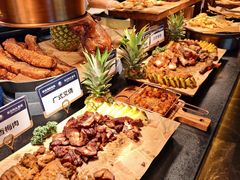-钱小奴海鲜自助黑金店(杭州滨江龙湖店)