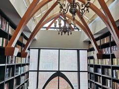 -钟书阁(松江泰晤士小镇店)