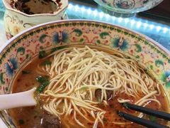 -金杨拉面王小吃面馆·牛三宝面·红烧牛肉粉