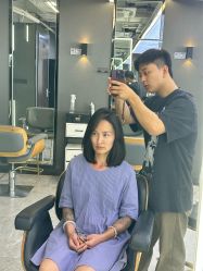 -藤野造型烫发染发