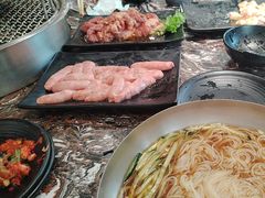 -啊美丽炭火烤肉(滑翔一店)