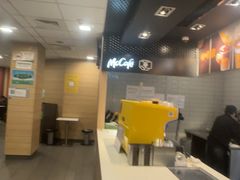 -麦当劳(乳山路店)