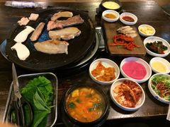 Dombe豚(黑猪肉街店)-Dombe豚(黑猪肉街店)