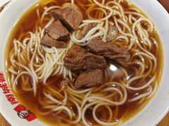 -南城香·饭香串香馄饨香(红军营店)