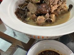 非遗瓮排骨黄油蘑-良师门滨海人家·海鲜·家常菜(滨海城店)
