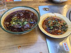 -拈签一笑黄牛肉辣卤串串