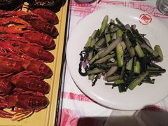 -肥肥虾庄·金牌油焖大虾(杨园滨江时代walk店)
