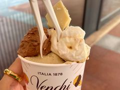 -VENCHI 闻绮(上海佛罗伦萨小镇店)