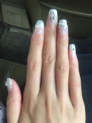-吉吉靓甲美睫