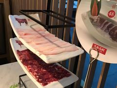 -左庭右院鲜牛肉火锅(浦江欢乐颂店)