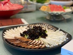 -德天肥牛海鲜火锅(城西银泰店)