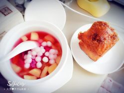 这蛋糕可好吃了，他们自己做的哦！-季橙月子护理中心(金华店)