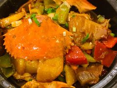 美味膏蟹煲小煲仔-十面欢腾·海鲜面·台式Bistro(长乐路店)