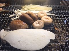 蘑菇拼盘-肉甲韩国木炭烤肉(新壹街1店)