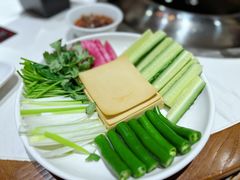 -玺炖·中国铁锅炖(虹桥天街店)