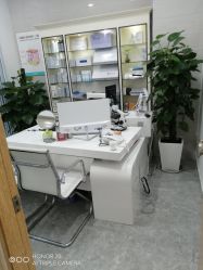 -痘院士专业祛痘皮肤管理
