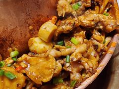 -老佛爷·铜炉炭火蛙锅(海州吾悦店)