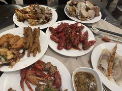 -东方红海鲜百汇(国际大厦店)