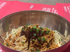 -一棠龙虾•王牌虾球(楚河汉街店)
