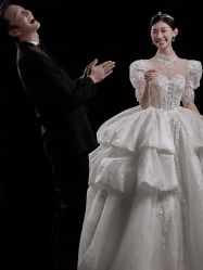 -至臻微拉婚纱摄影