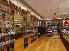 -VENCHI 闻绮(上海佛罗伦萨小镇店)