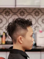 点击看大图 -鸿運 BARBER SHOP男士理发馆