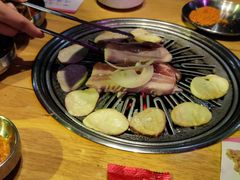 -老炉家木炭烤肉(长江国际店)