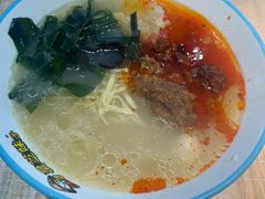 -灵芝妹子海鲜米线(劳动公园店)