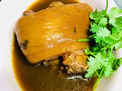 -Kha Mu Charoensang(Silom)