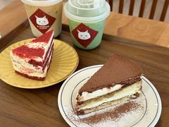 -有猫主题·治愈系猫咖(曾厝垵店)