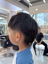 -赤道 Hair Salon