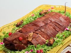 红袍脆皮烧乳猪-山泉公馆酒家(珠江新城店)