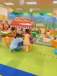 -莫莉幻想儿童乐园(武汉经开永旺店)