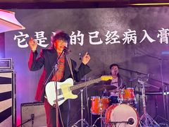 -瑞虹新天地月亮湾