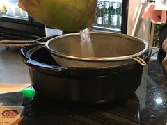 -东椰·海南椰子鸡火锅(朝阳门店)