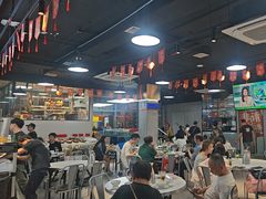 -明本湛江鸡•海鲜小厨(陈家祠店)