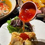 西大街新开的这家餐厅环境太好了 沿河而建