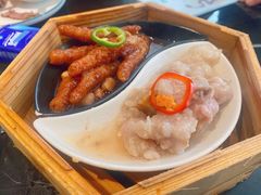 排骨大战凤爪-龙凤点心饼家·39年老字号(松岗店)