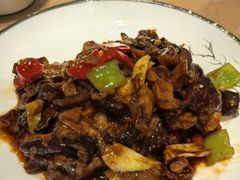 -东口码头·烧鸽子·鱼头泡饼·地方菜(金鹰悦城店)