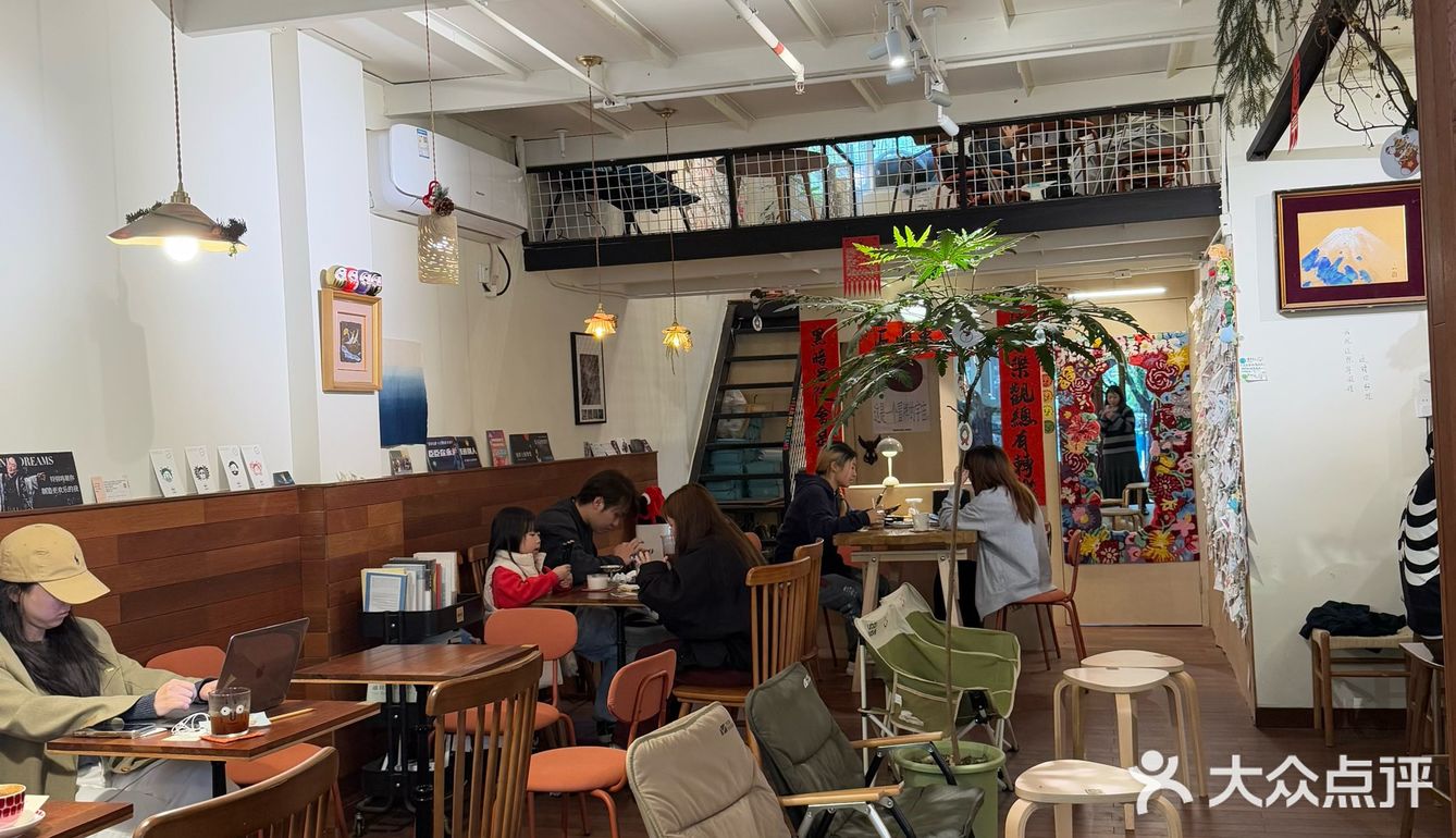 景田 | 返工前嚟發吽哣歎杯咖啡☕