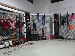 -成杰格斗·拳击·柔术·防身术(建设路店)