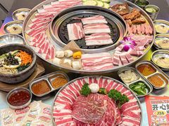 -哈哈碳都·牛肋条无限自助烤肉(宝龙店)