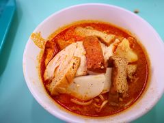 -亚王咖喱鸡米粉面