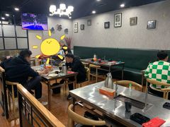 大堂-老庭院烤羊腿(十年青岛总店)