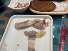 -三江源美食城