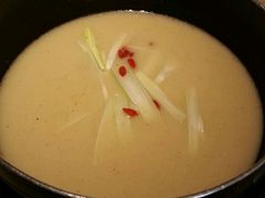 -英子补身汤(海兰路店)