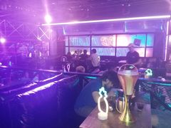 -UP嘻哈酒吧(粉巢店)