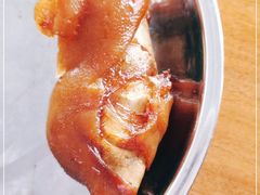 -鸿浩扒猪脚米线