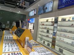 -诺柯视眼镜-蔡司依视路官方工厂店(淞南一店)