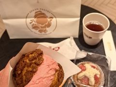 草莓奶皮子蛋挞-陕拾叁-西安糕点(大雁塔店)